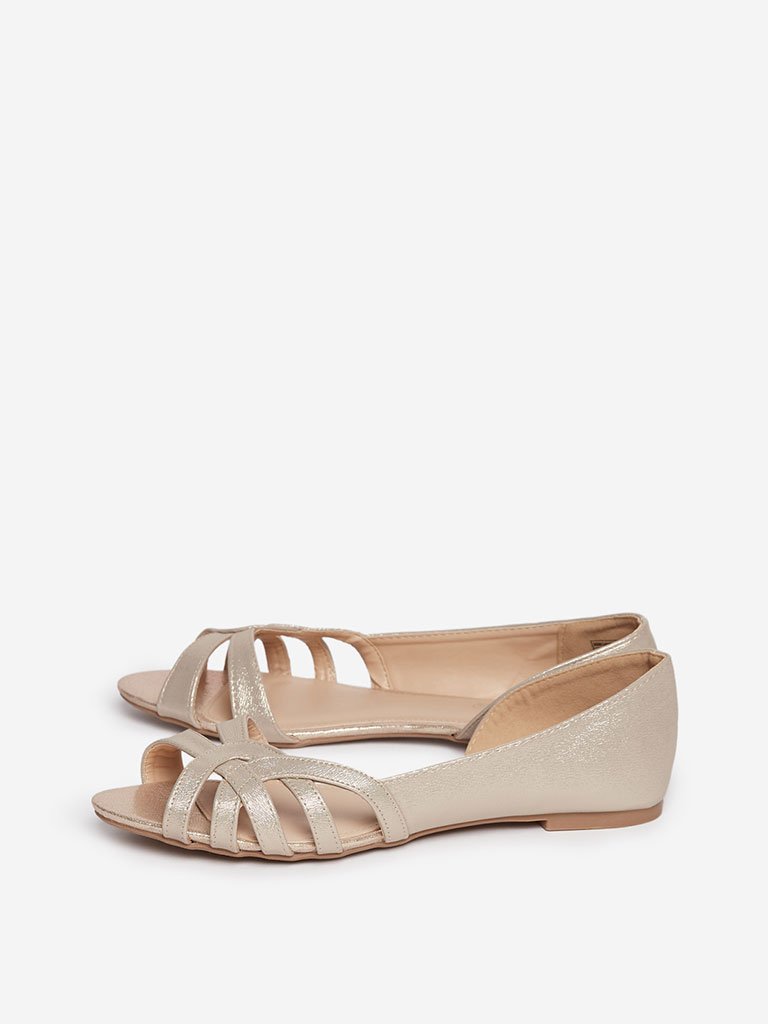 LUNA BLU Beige Peep-Toe Flats