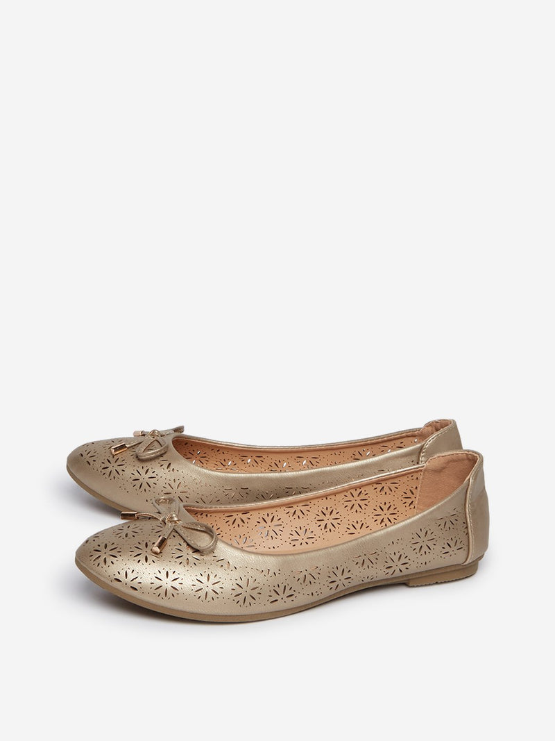 LUNA BLU Taupe Laser-Cut Design Ballet Flats