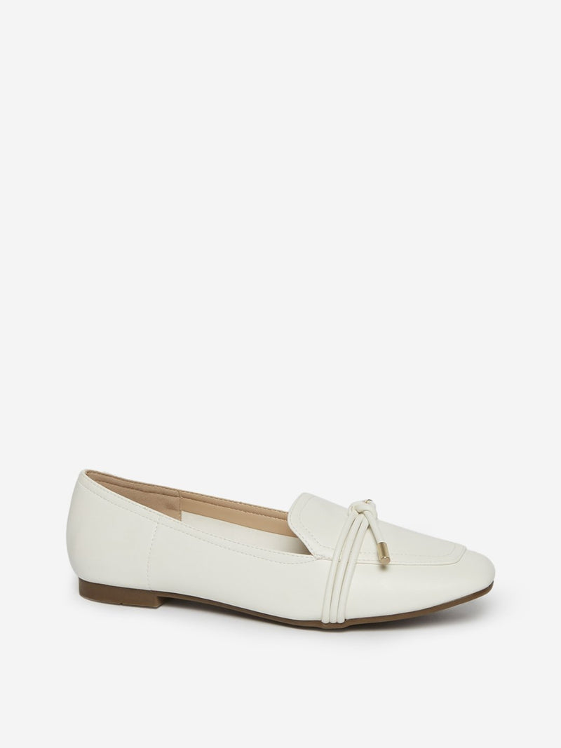 LUNA BLU Off White Faux Leather Loafers