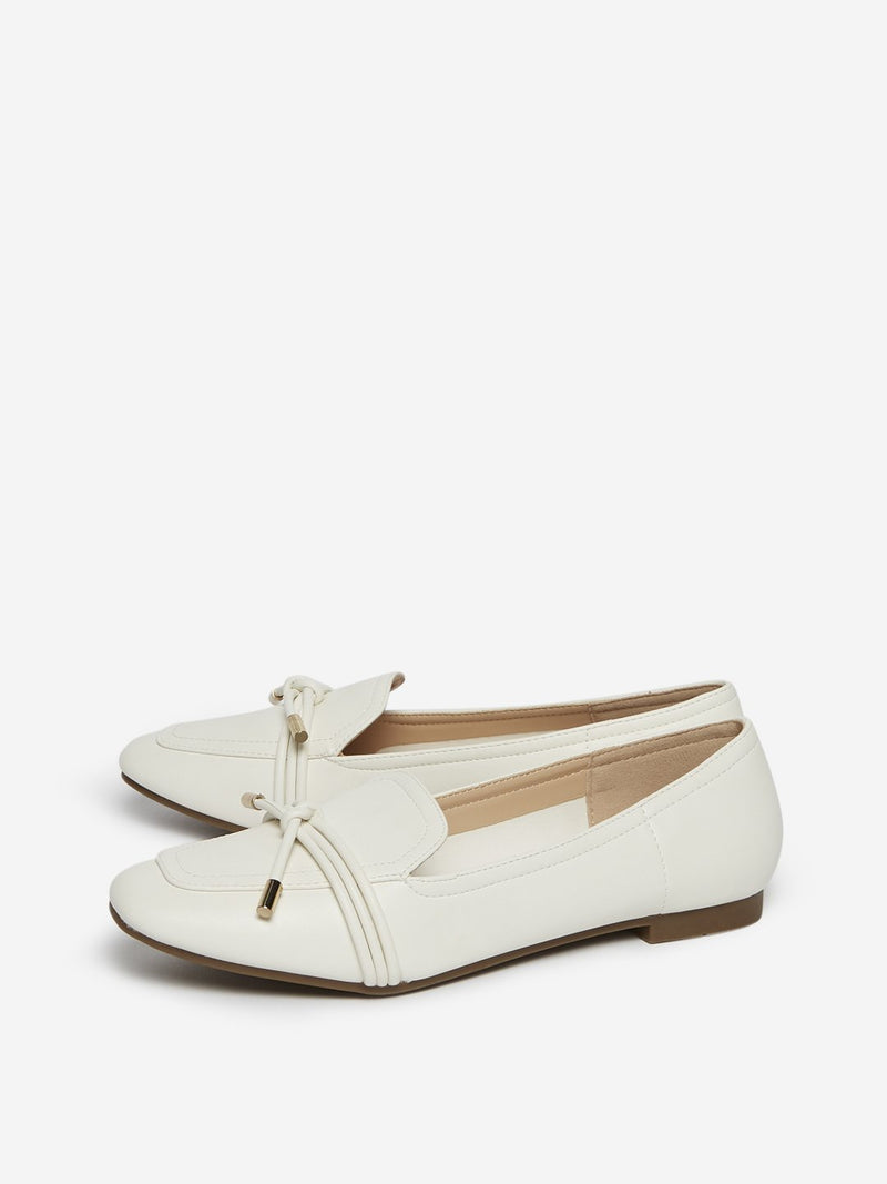 LUNA BLU Off White Faux Leather Loafers