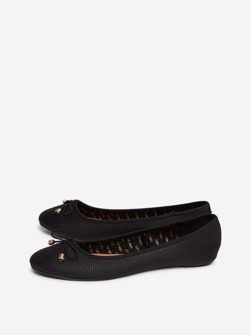 LUNA BLU Black Self-Textured Ballet Flats
