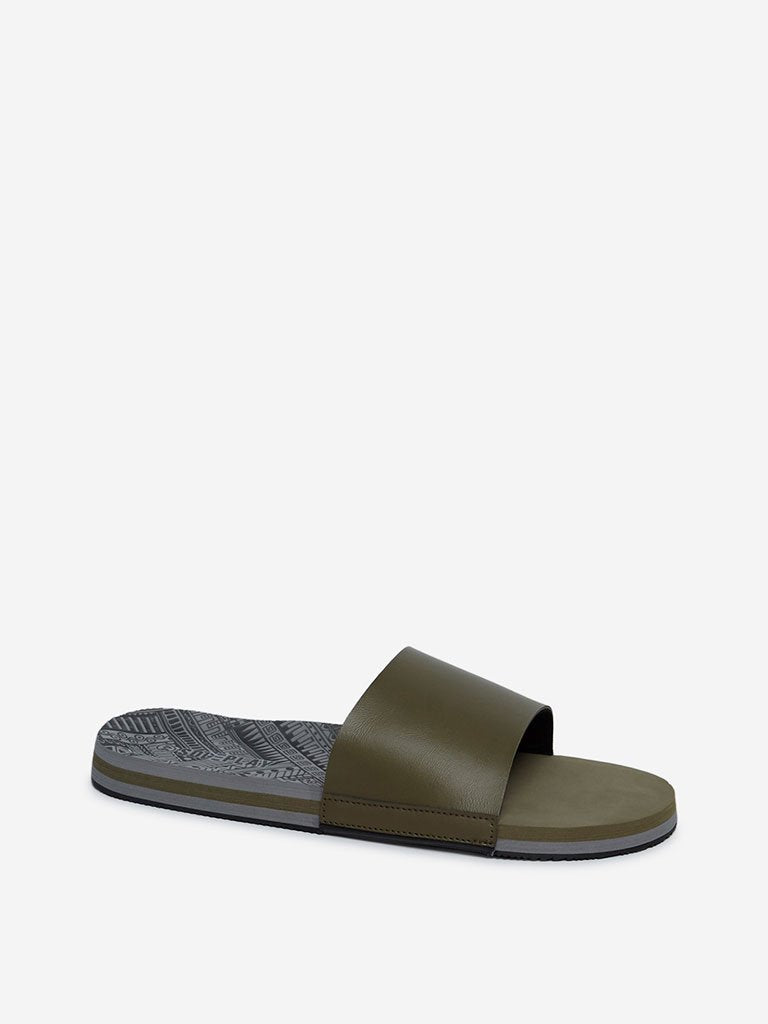 SOLEPLAY Sage Green Graphic Pattern Slides