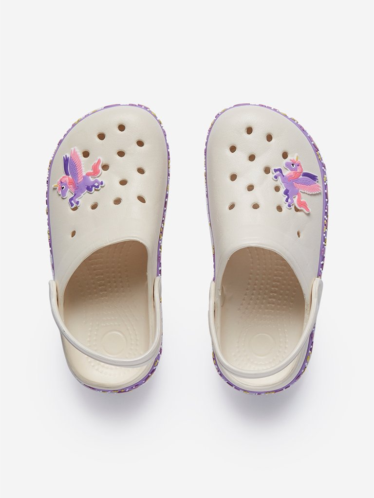 Yellow Kids Beige Unicorn-Detailed Clogs