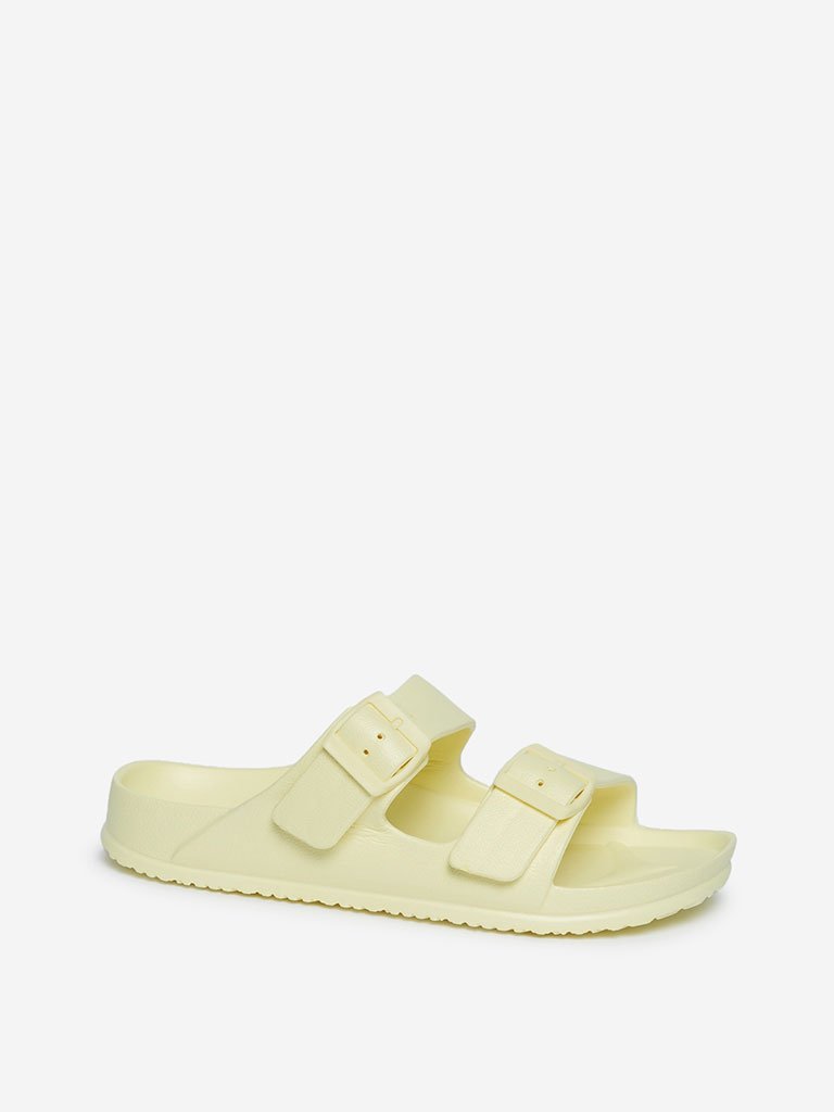 LUNA BLU Light Yellow Buckle Strap Sandals