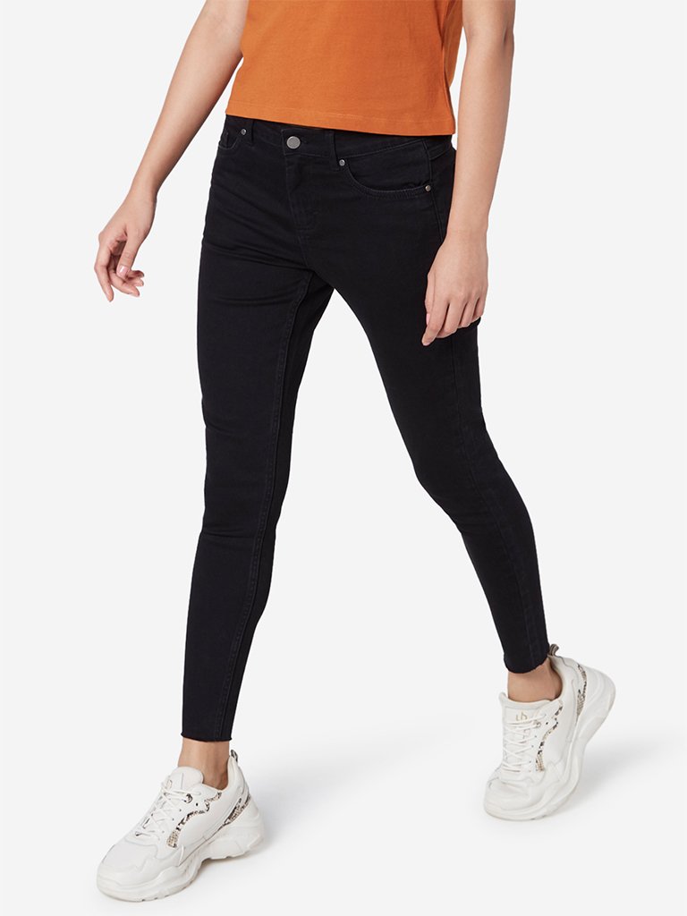 Nuon Black Skinny Fit Mid Waist Jeans