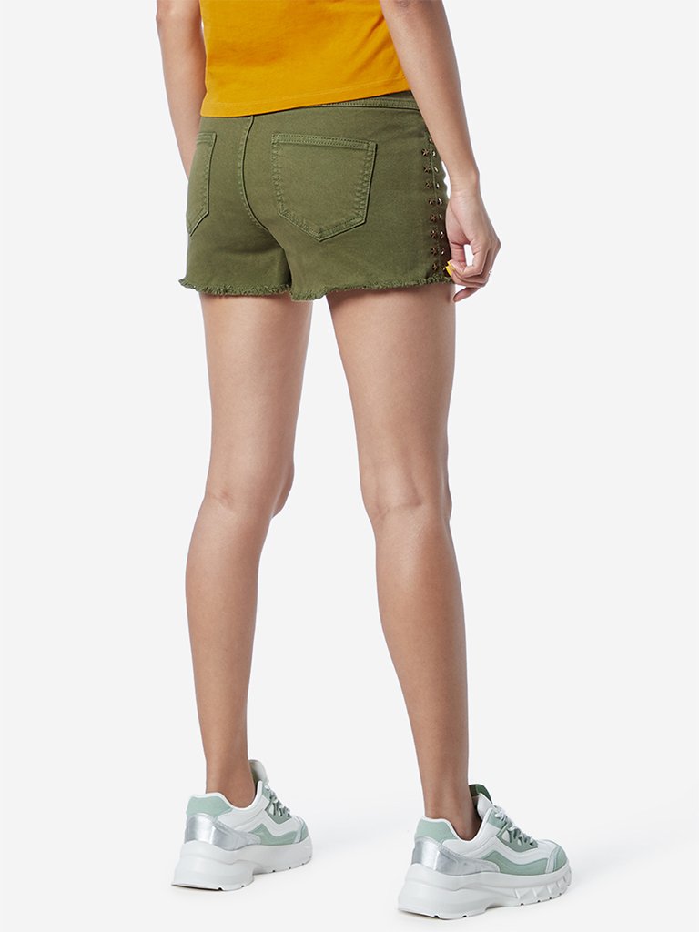 Nuon Khaki Star Pattern Shorts