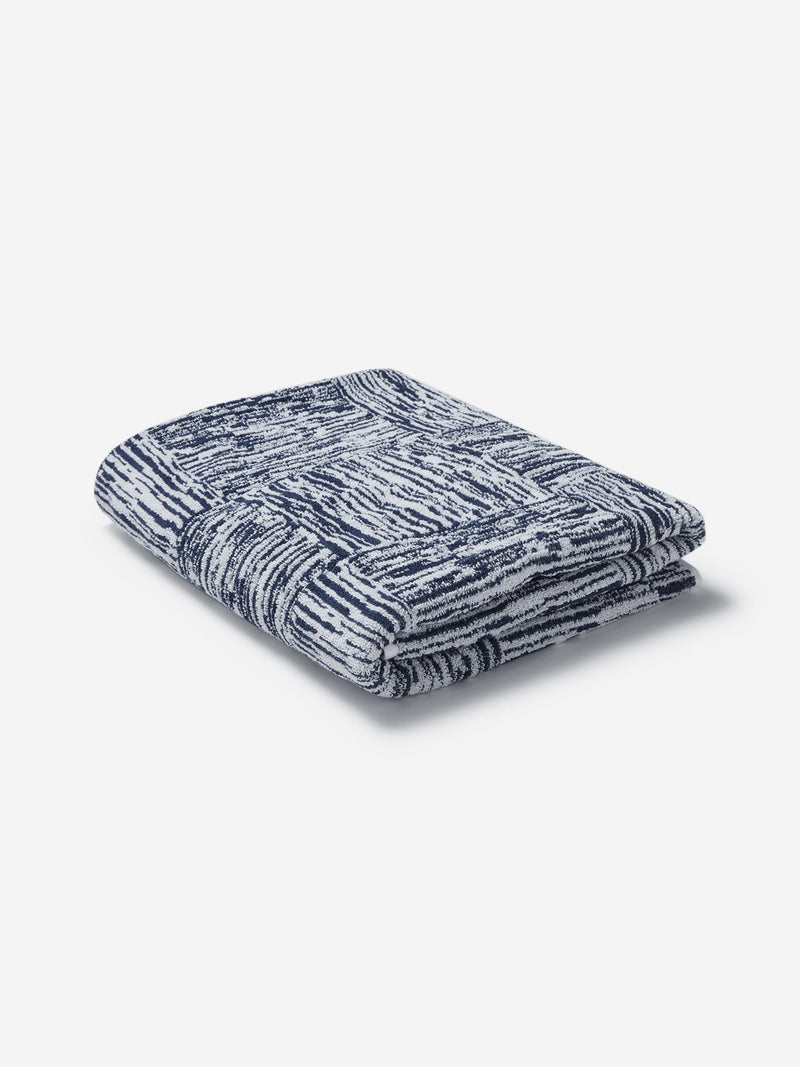 Westside Home Navy Checkered Bath Towel