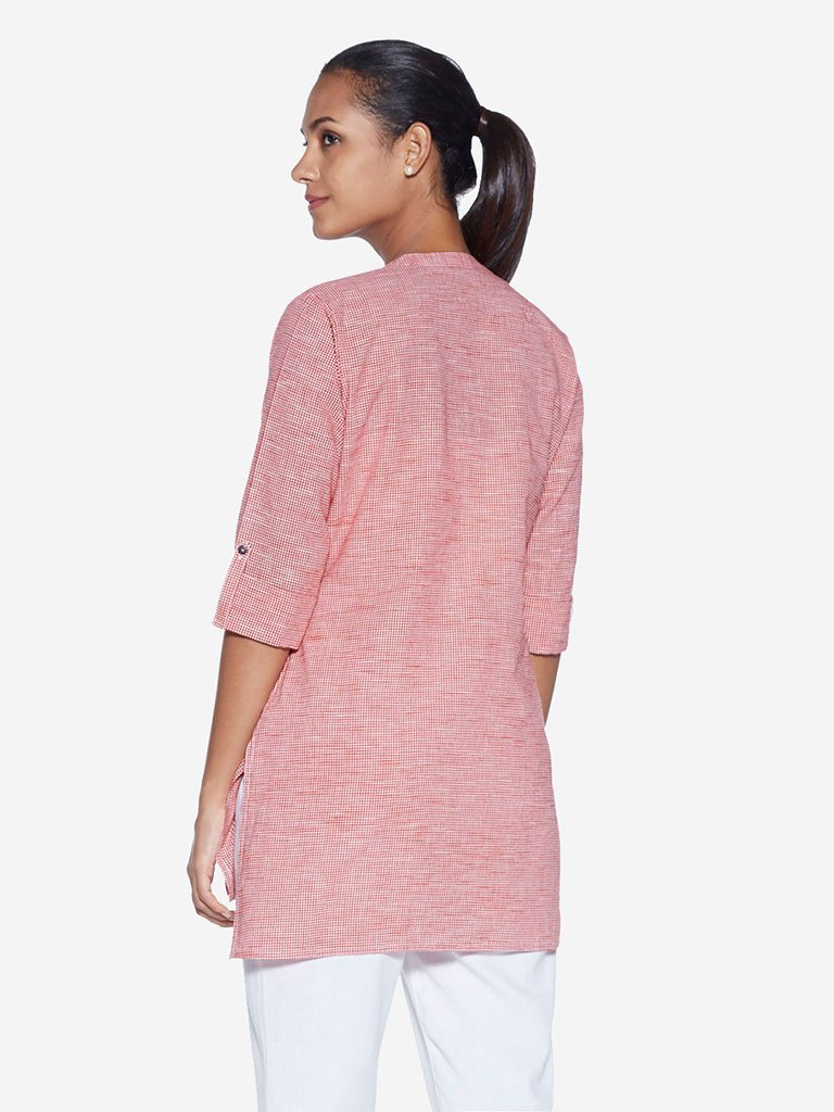 Utsa Red Gingham Checks High-Low Kurti