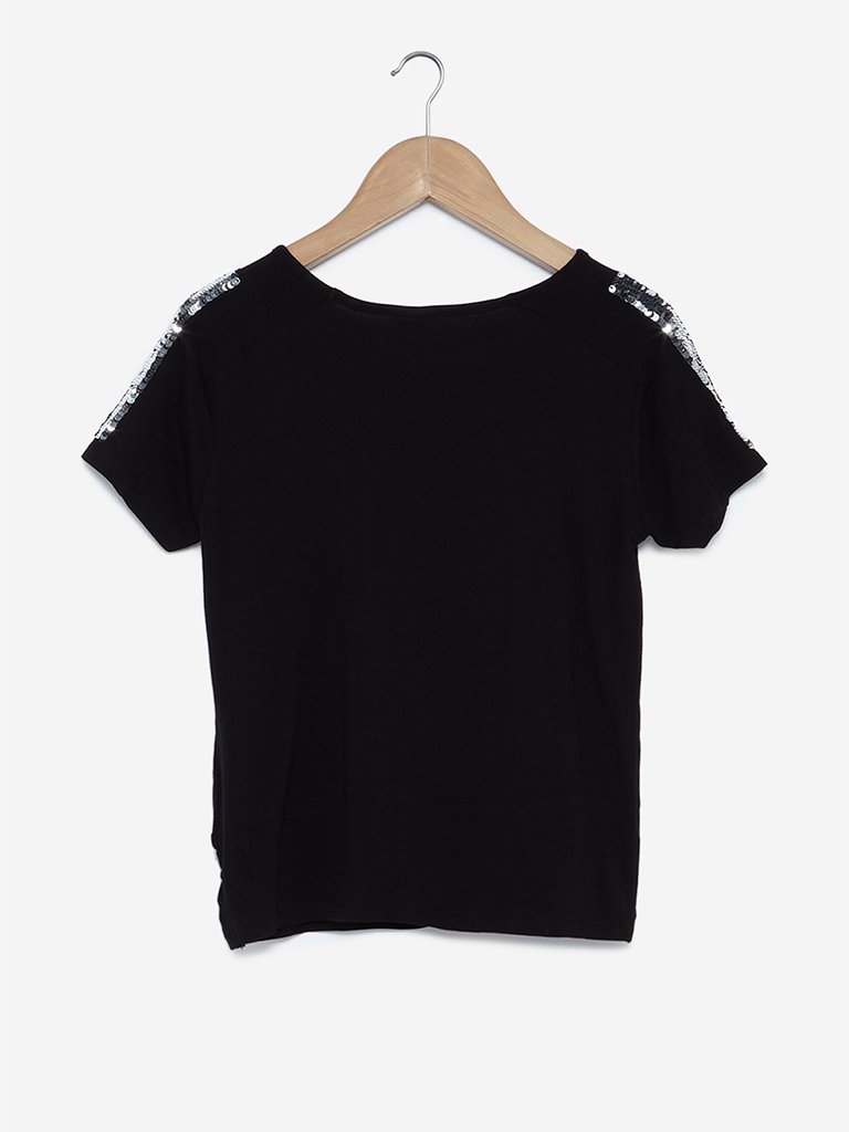 Y&F Kids Black Jess Flip-Sequin T-Shirt