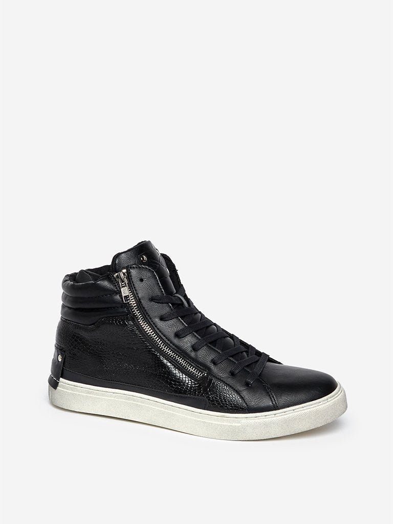 SOLEPLAY Black Zippered Biker Boots