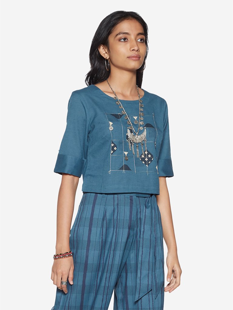 Bombay Paisley Blue Hardware Detailed Crop-Top