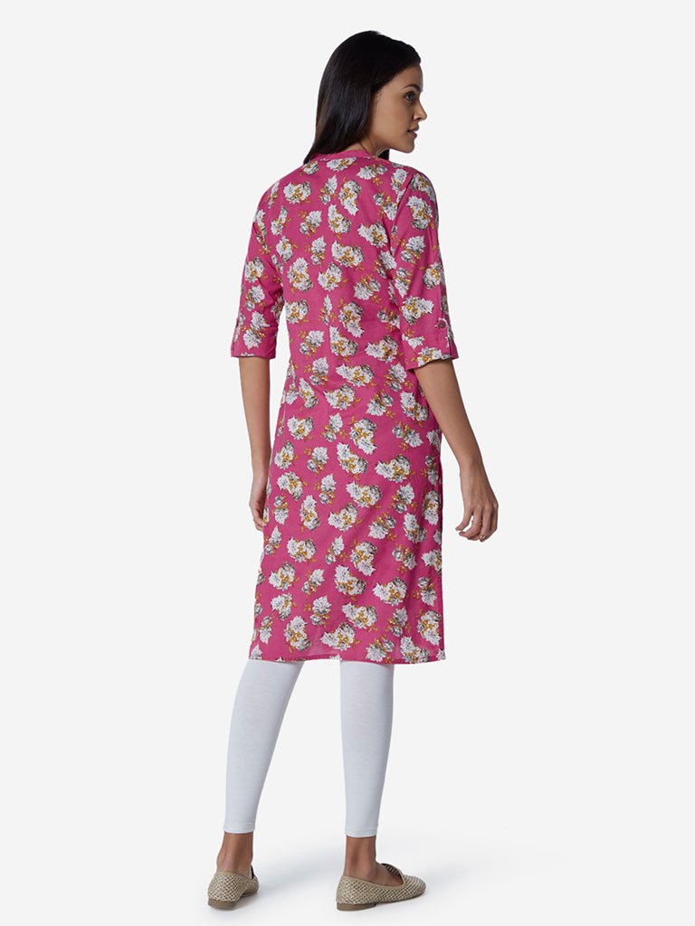 Utsa Pink Floral Patterned Straight Kurta