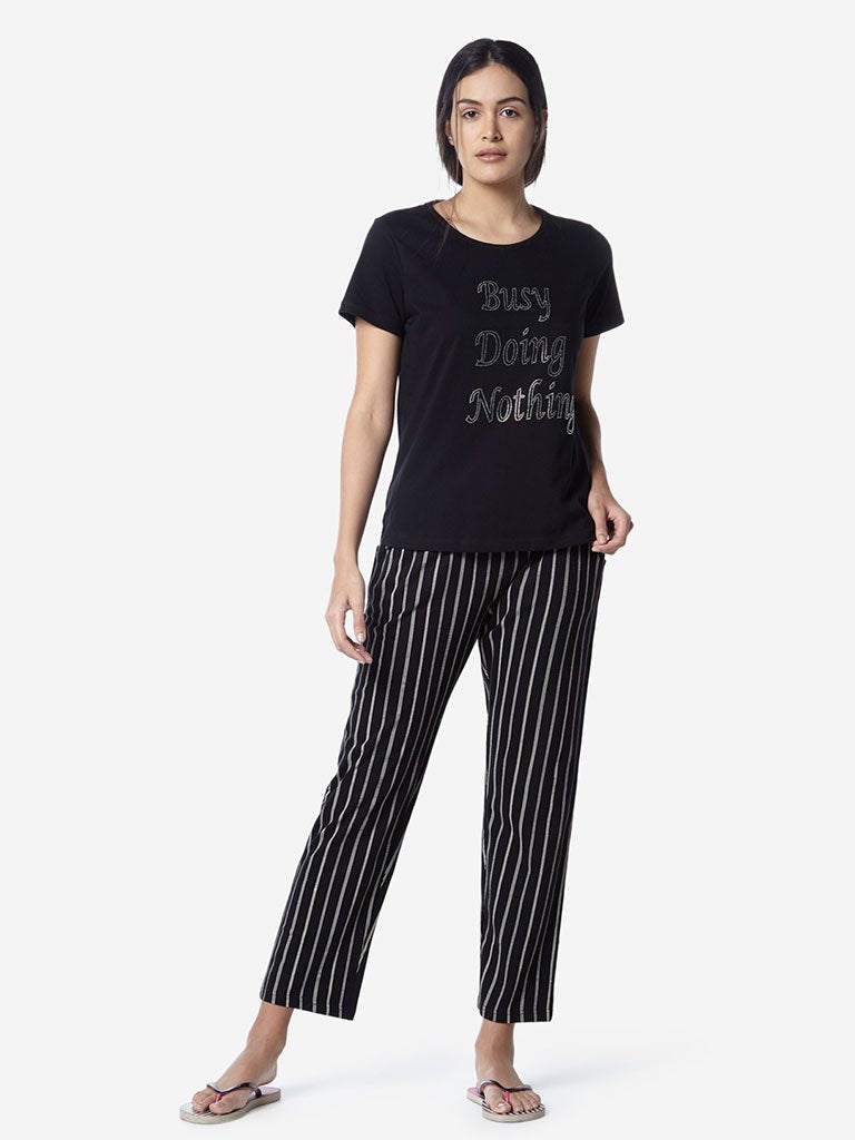 Wunderlove Black T-Shirt And Pyjamas Set