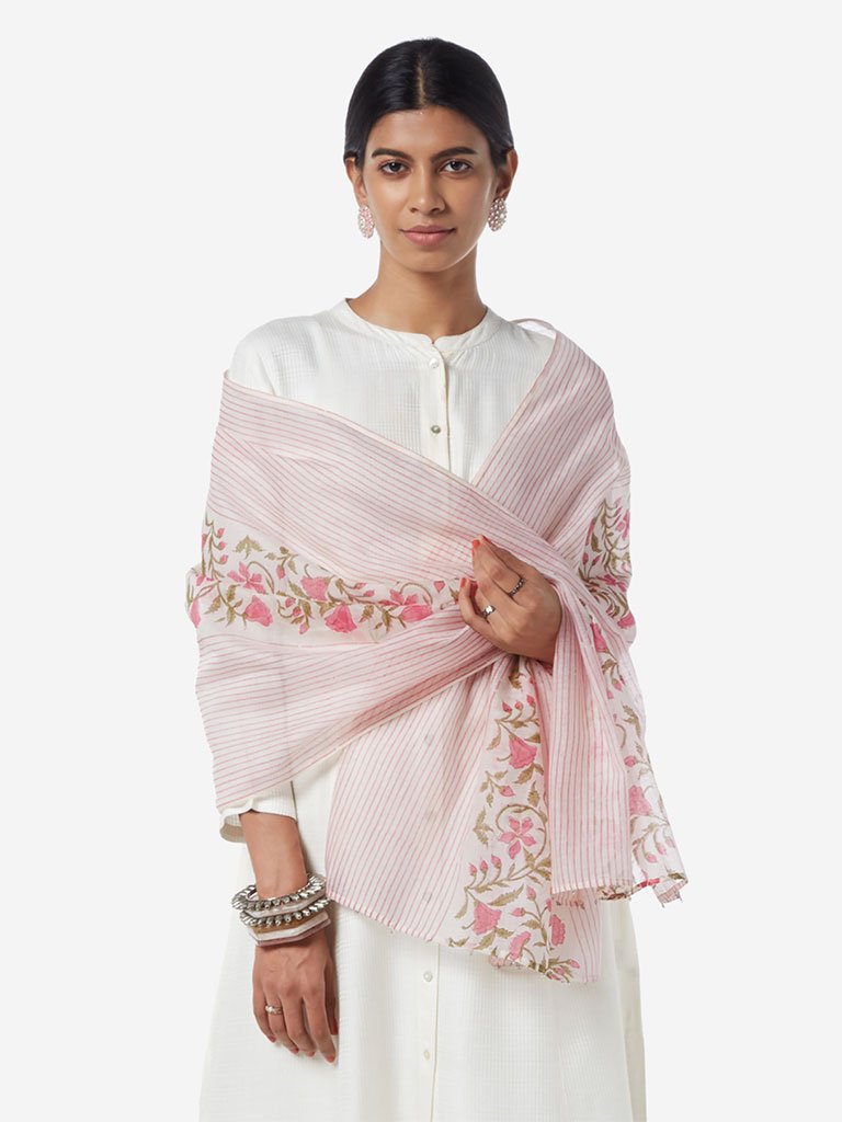 Zuba Light Pink Floral Patterned Stole