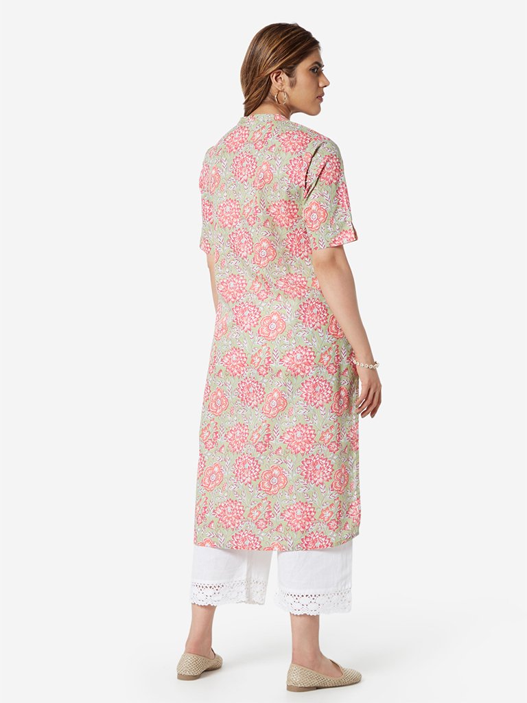 Diza Curve Green Floral Pattern Straight Kurta