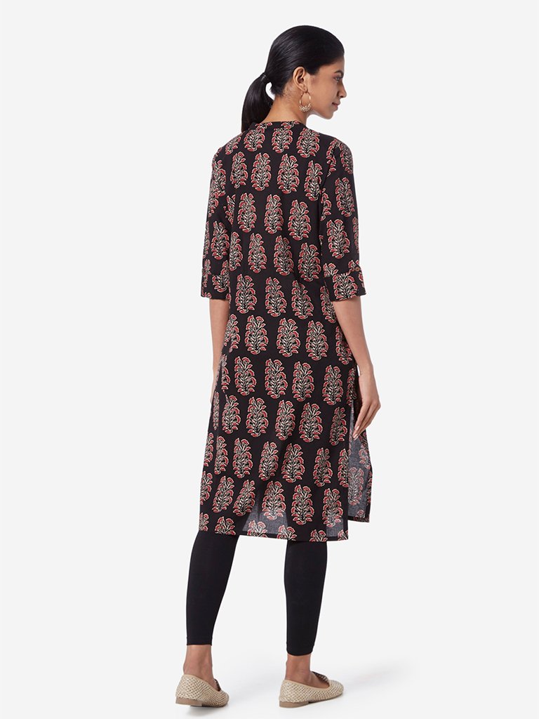 Utsa Black Floral Print Straight Kurta