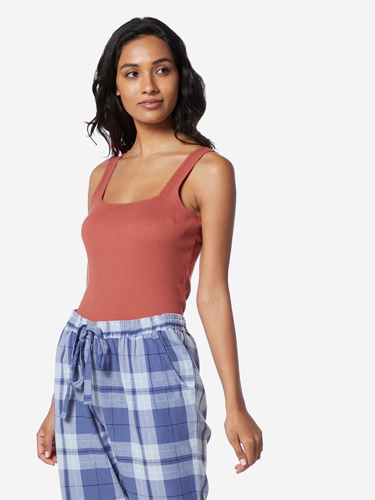 Wunderlove Rust Ribbed Vest