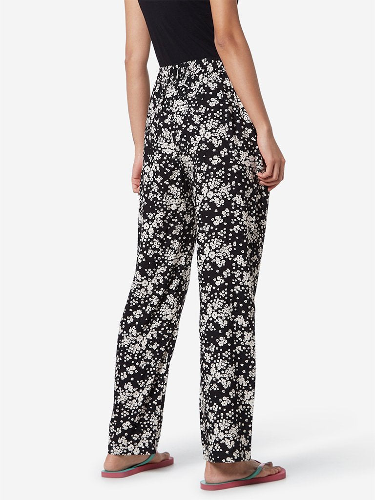 Wunderlove Black Floral Printed Pyjamas