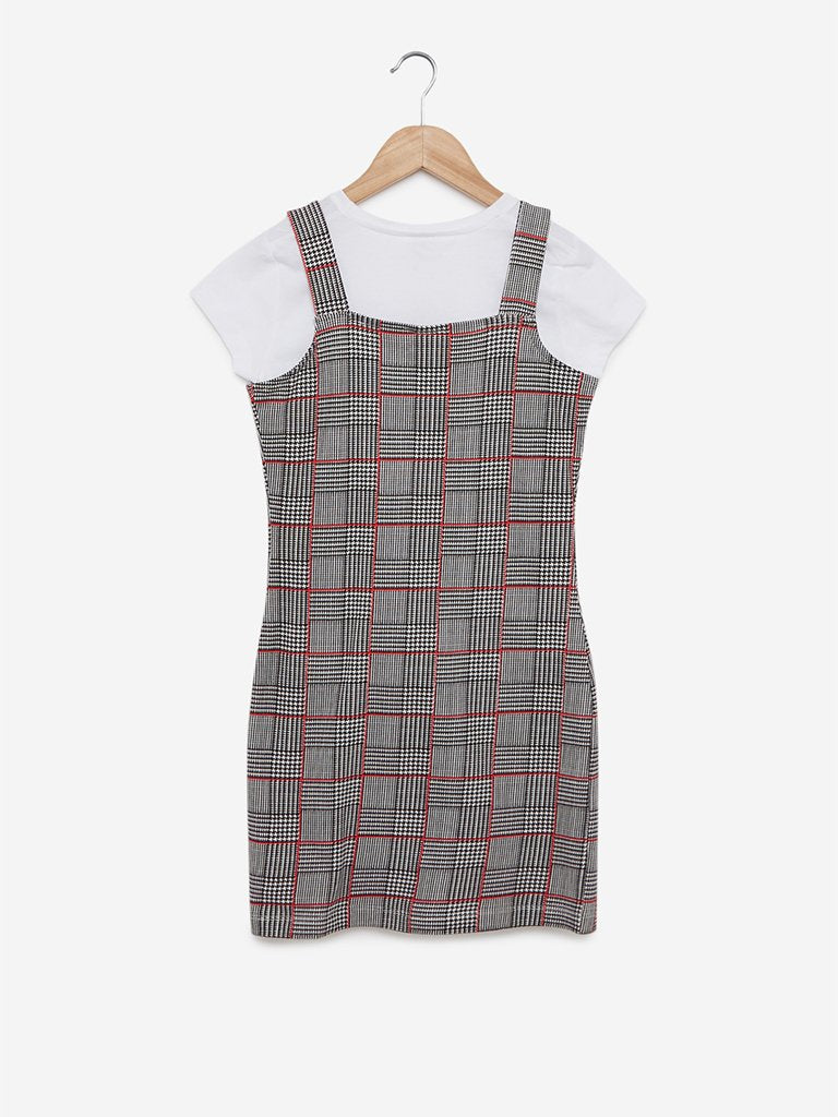 Y&F Kids White T-Shirt And Houndstooth Pinafore