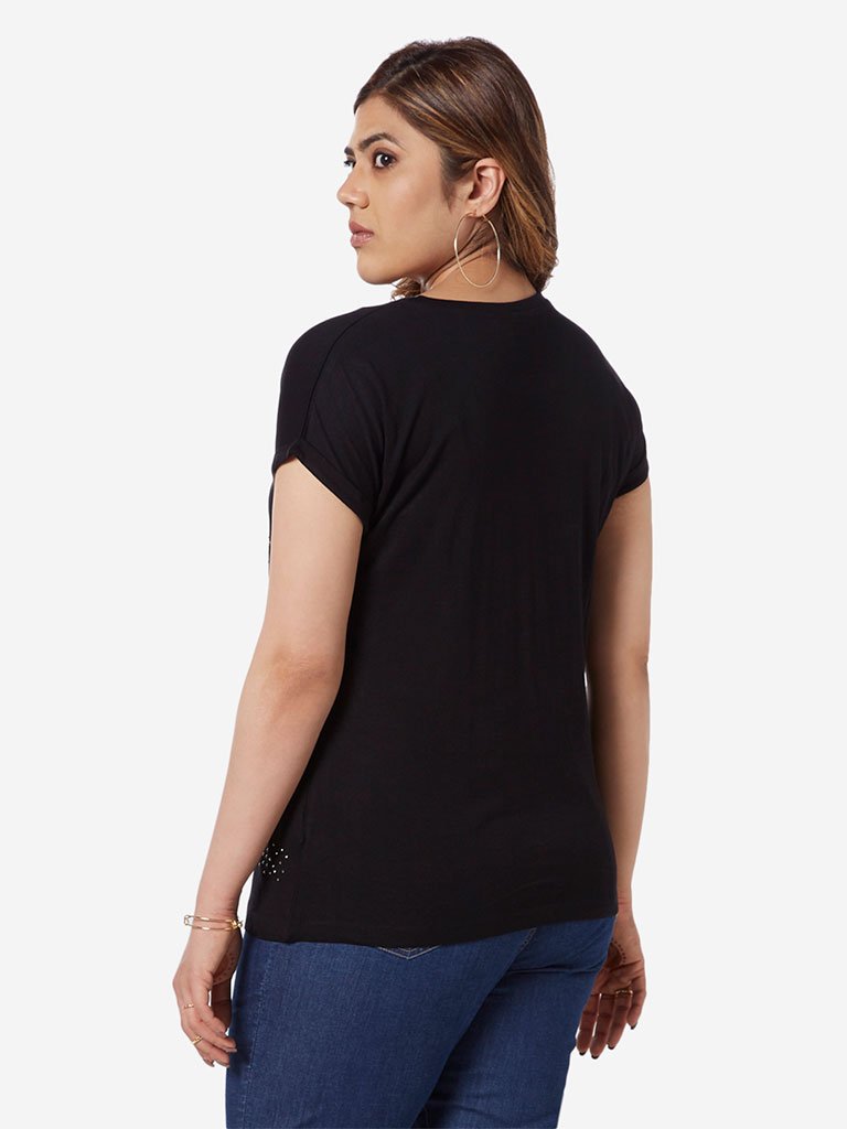 Gia Curve Black Stud-Detailed Bella T-Shirt