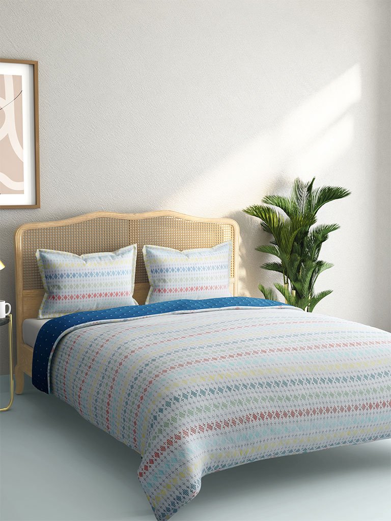 Westside Home Multicolour Quilted Double Bedcover With Two Pillowcases Set