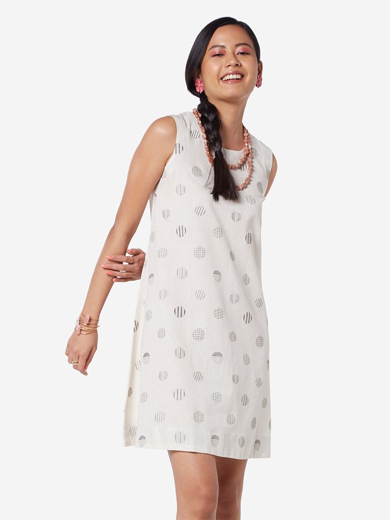 Bombay Paisley Off White Printed Shift Dress