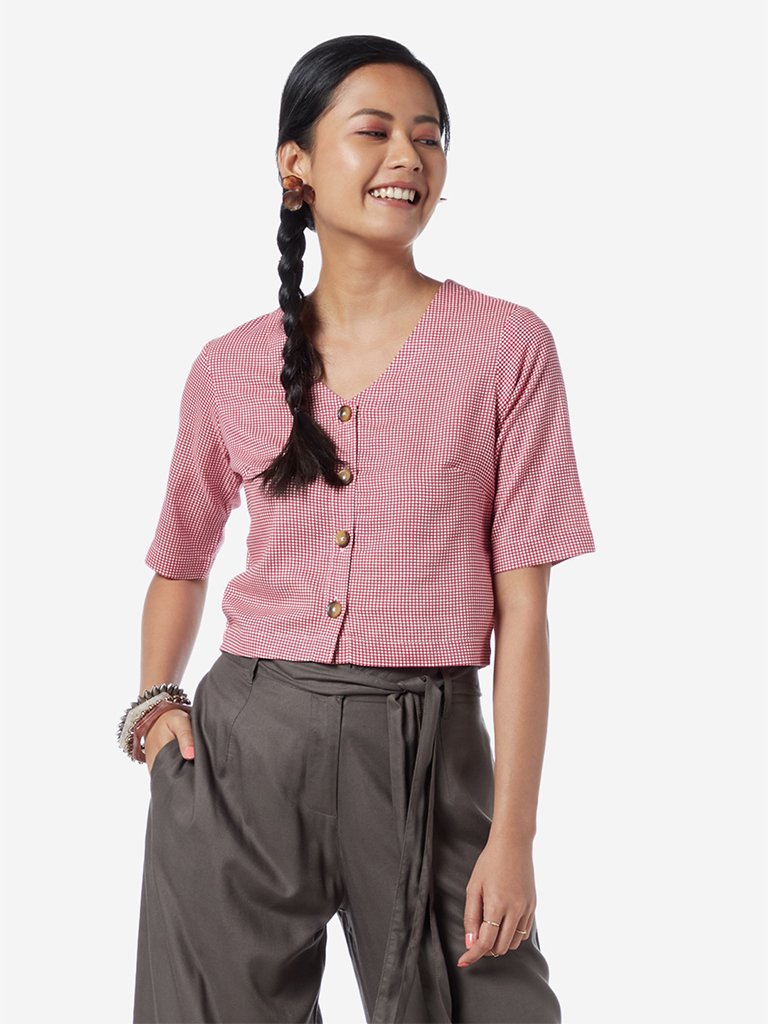 Bombay Paisley Red Printed Crop-Top