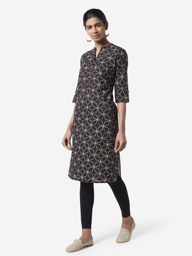 Utsa Black Star Printed Straight Kurta