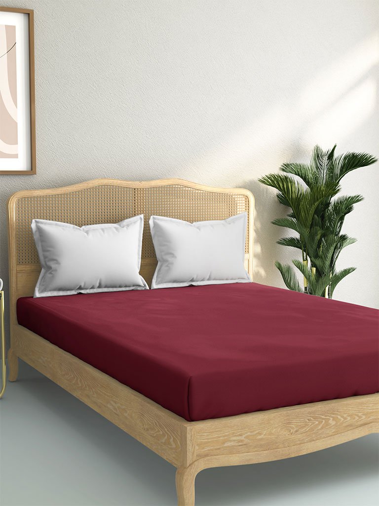 Westside Home Dark Pink 144 TC Double Fitted Bedsheet