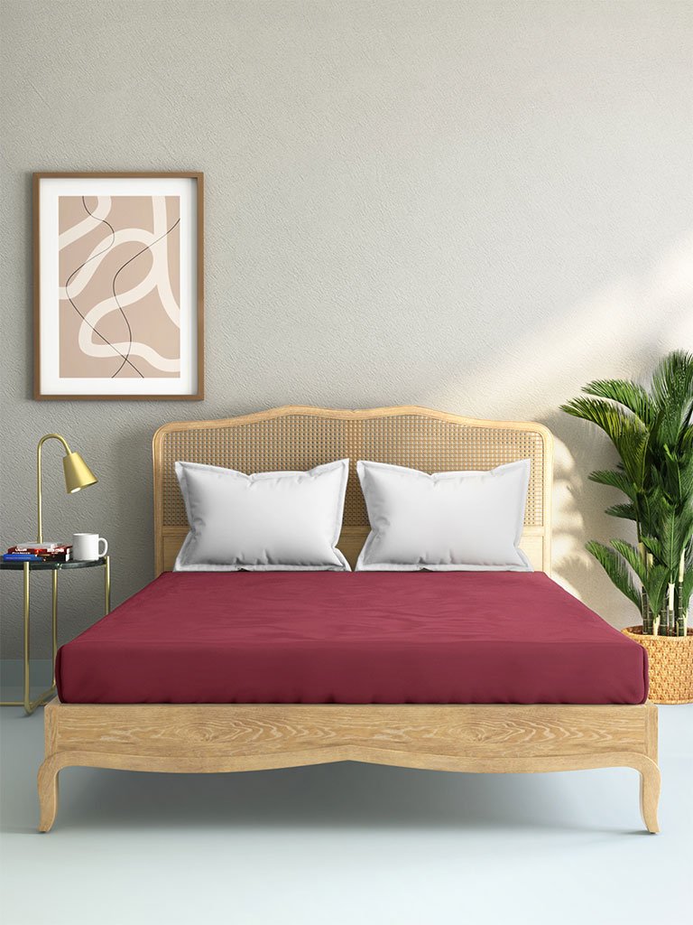 Westside Home Dark Pink 144 TC King Fitted Bedsheet