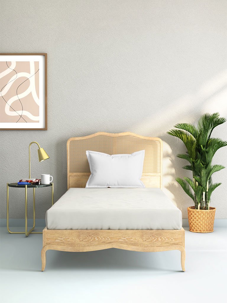 Westside Home White 144 TC Single Fitted Bedsheet