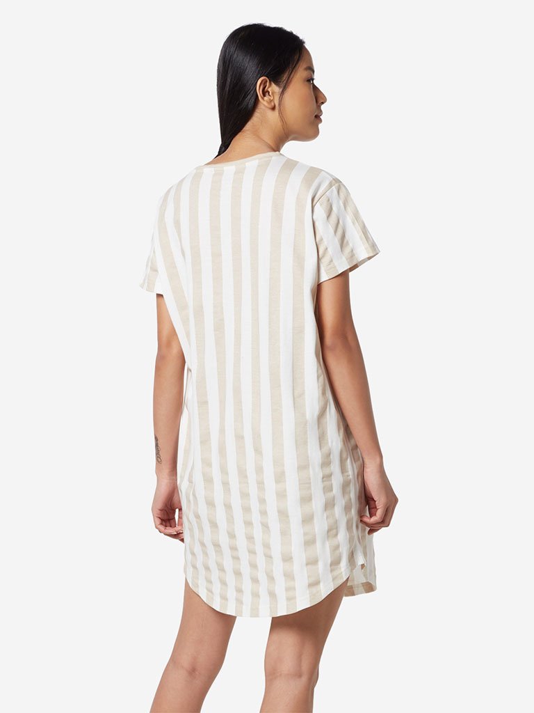 Wunderlove Beige Printed Cotton Nightdress