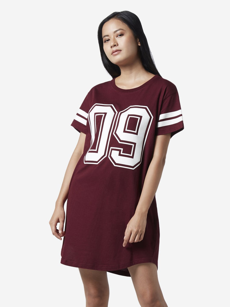 Wunderlove Maroon Numerical Print Nightdress