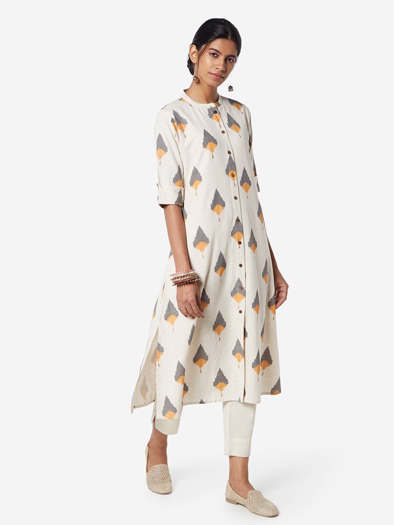 Utsa Off White Leaf Ikat Printed A-line Kurta