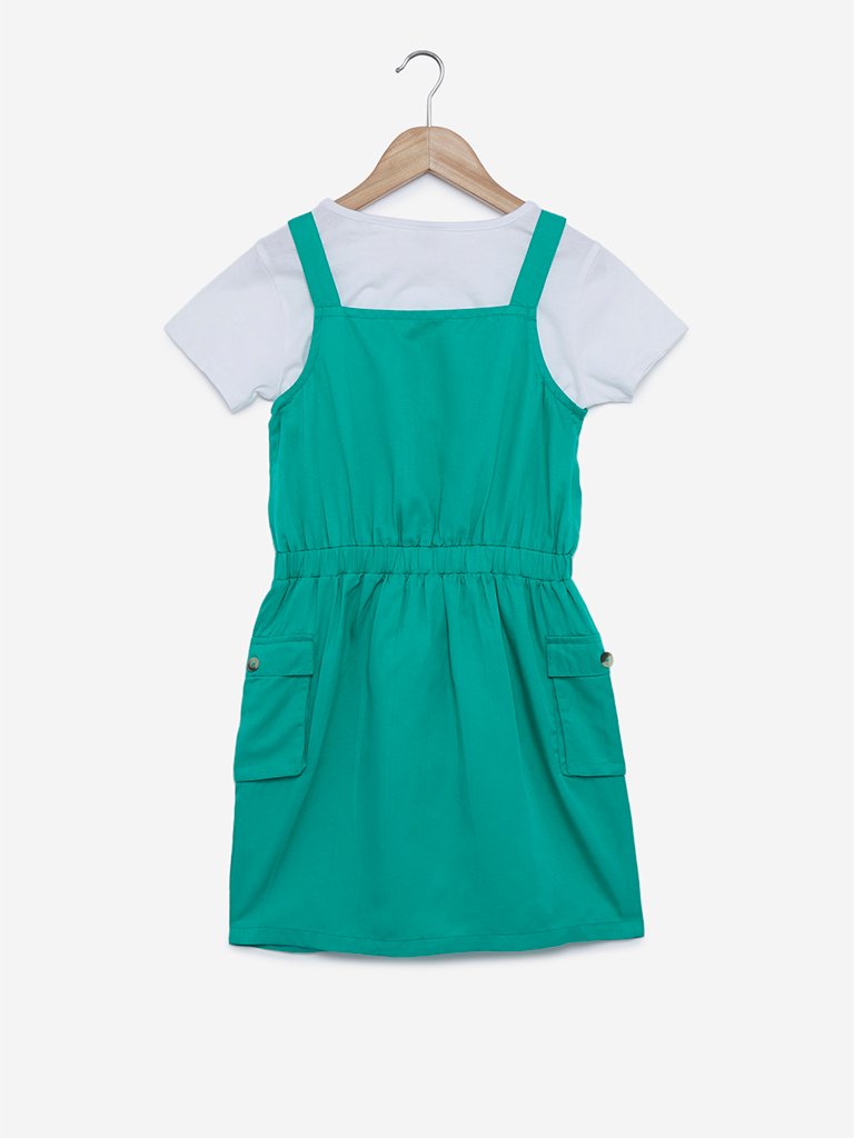 Y&F Kids Green Pinafore And T-Shirt Set
