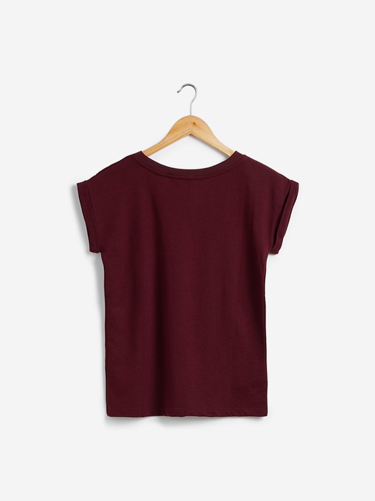 Studiofit Maroon Typographic Print T-Shirt