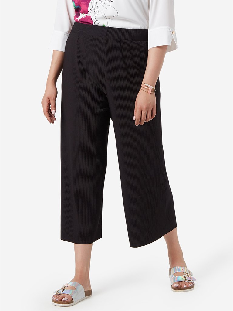 Gia Curve Black Self-Striped Pierce Culottes