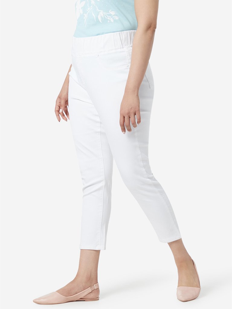 Gia Curve White Cropped Jeans