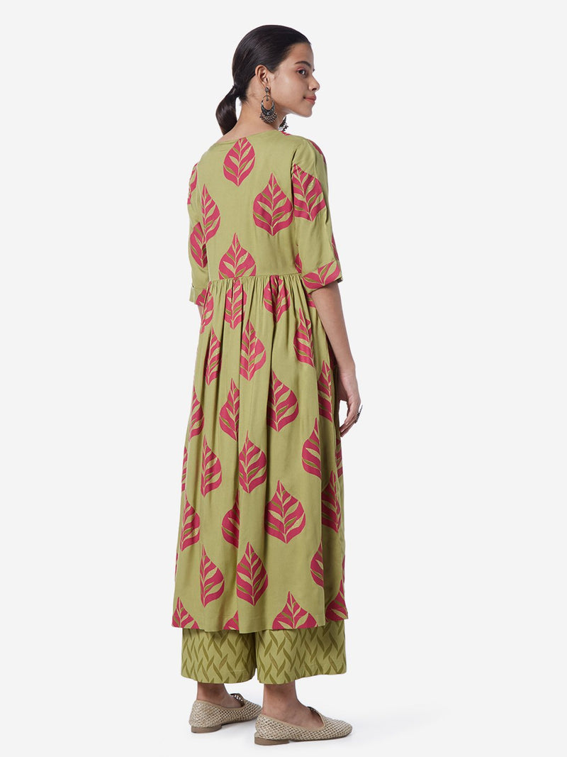 Utsa Sage Green Leaf Printed Fit-And-Flare Kurta