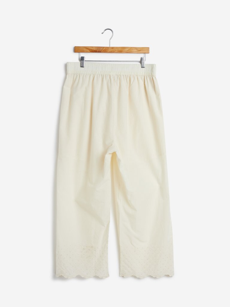 Diza Curves Off-White Cut-Out Detailed Palazzos