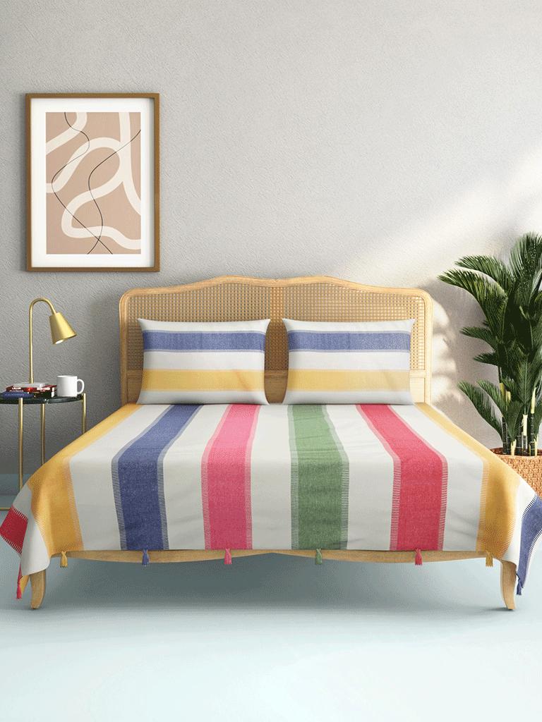 Westside Home Green Woven Double Bedcover with Two Pillowcases