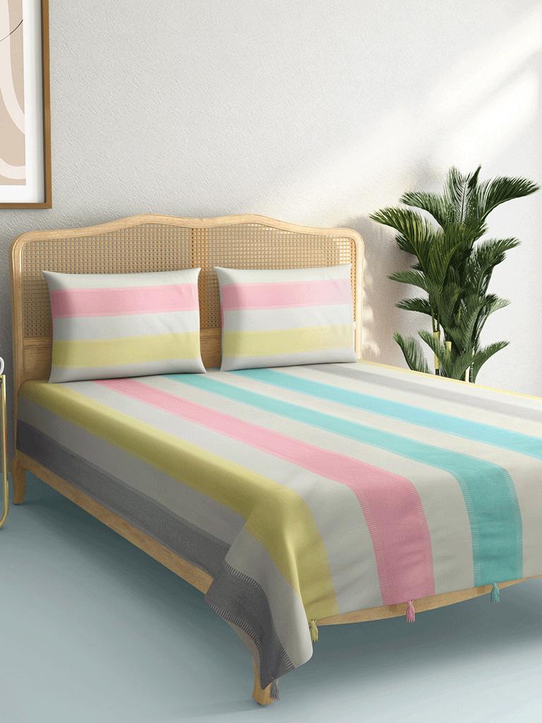 Westside Home Light Blue Woven Double Bedcover with Two Pillowcases