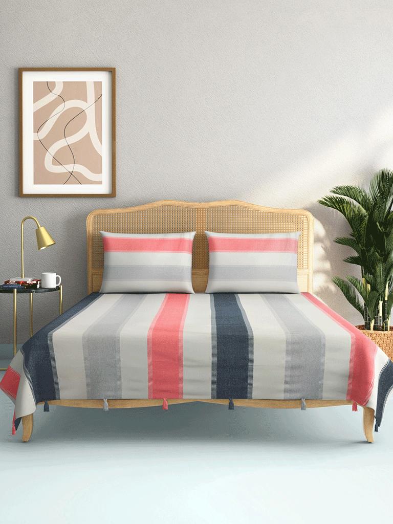 Westside Home Multicolour Woven Double Bedcover with Two Pillowcases