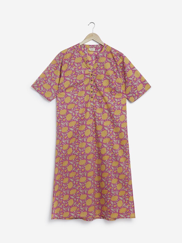 Diza Curve Pink Floral Print Straight Kurta