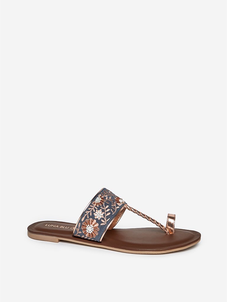LUNA BLU Blue Embroidered Kolhapuri Sandals