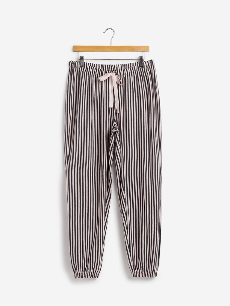 Wunderlove Black Striped Pyjamas