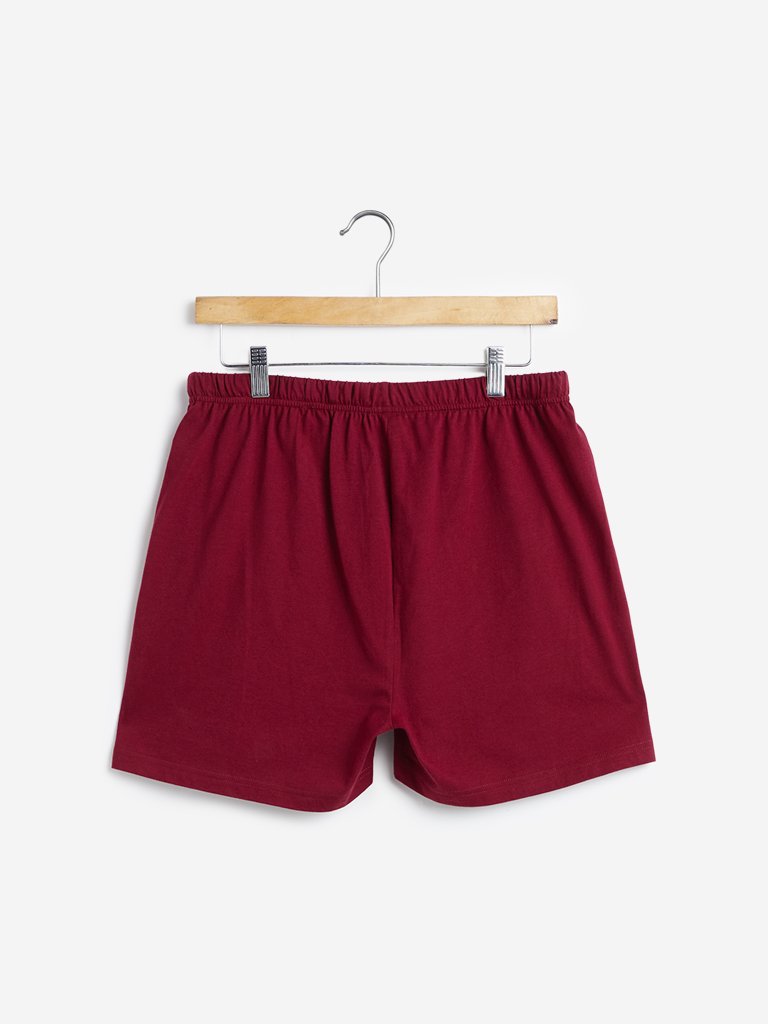 Wunderlove Red Text Design Shorts