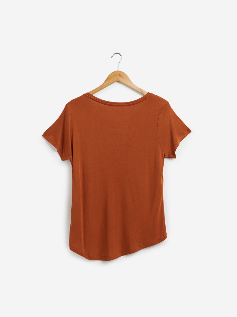 LOV Rust Text Print High-Low T-Shirt
