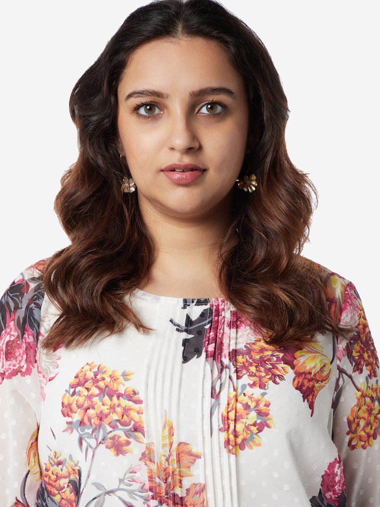 Gia Curves White Floral Print Diego Top