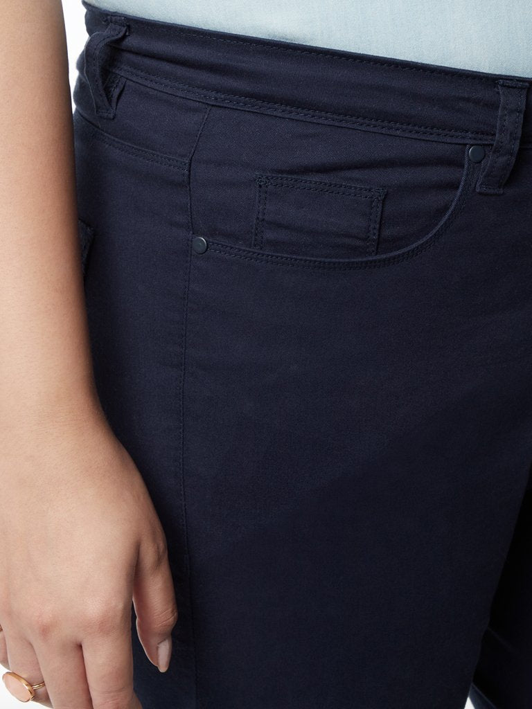 Gia Curves Navy Nikko Cropped Jeans